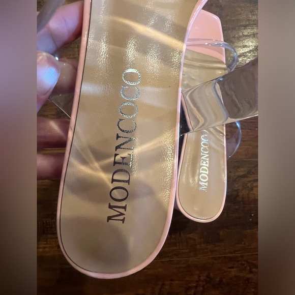 Modencoco Pink Heels - Picture 6 of 6